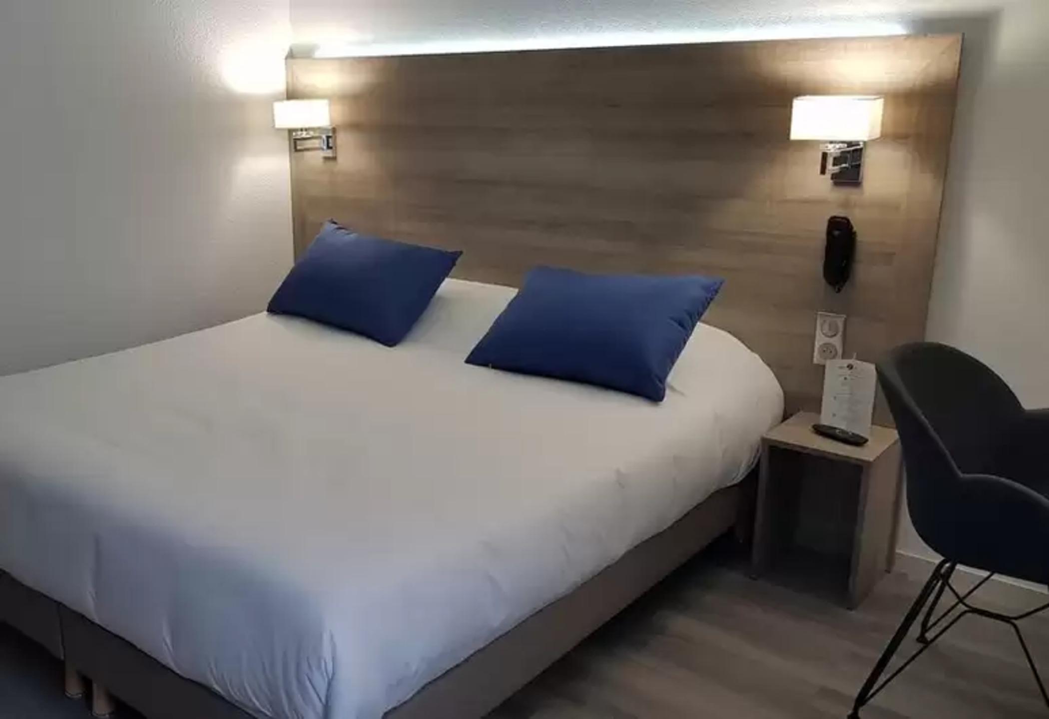 Hotel Le Circuit Le Mans Eksteriør bilde