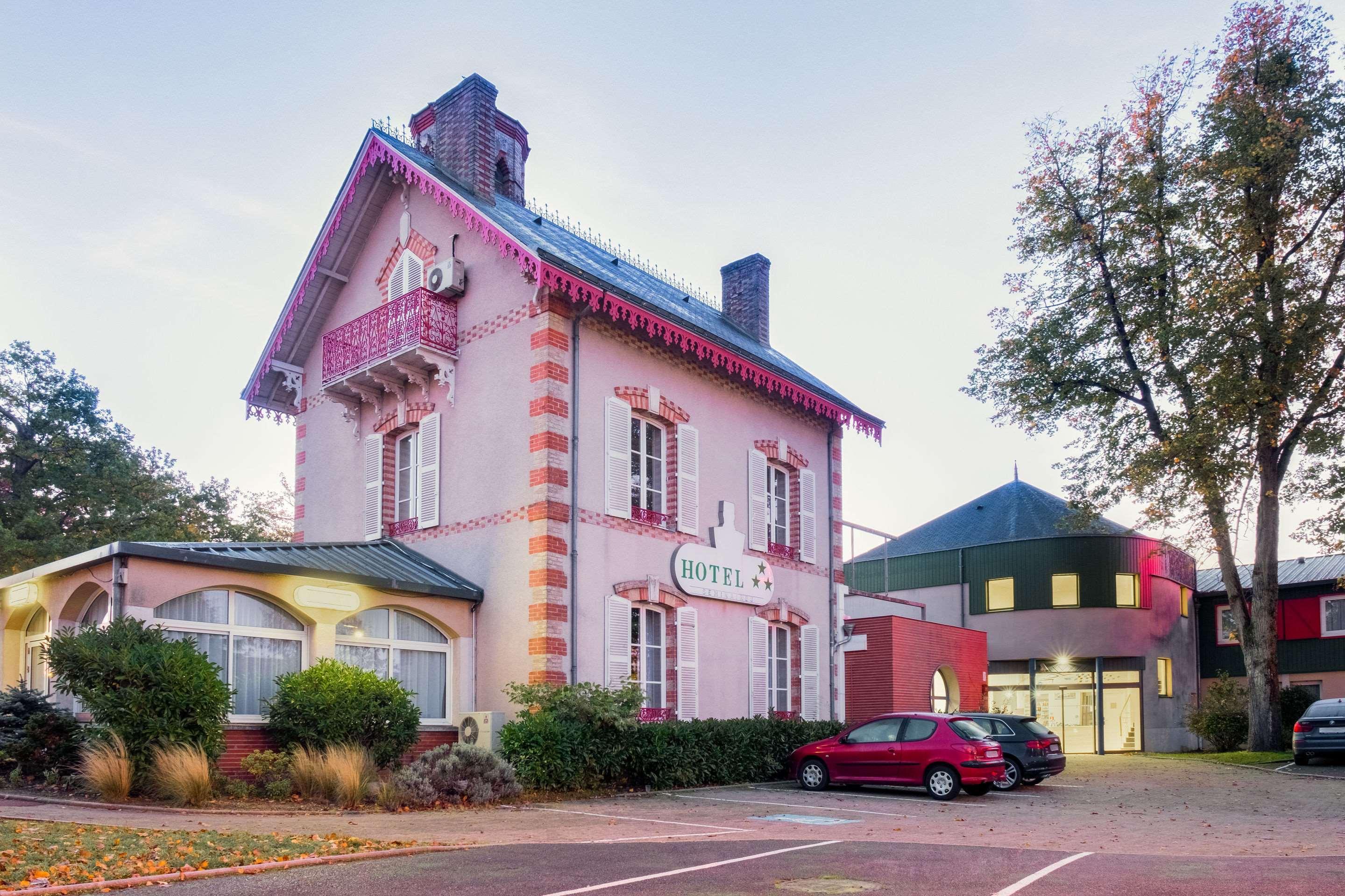 Hotel Le Circuit Le Mans Eksteriør bilde